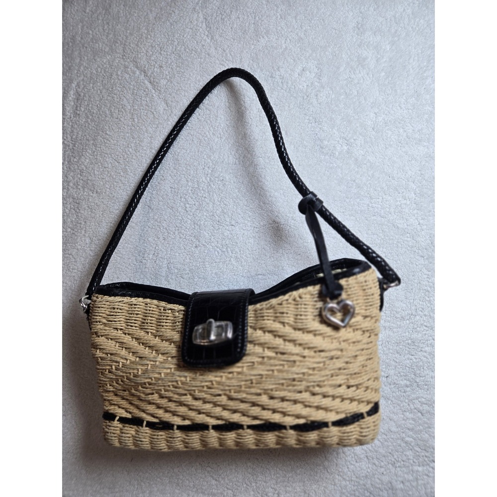 VTG Brighton Straw Shoulder Bag Black Croc Leather Heart Charm Turn-Lock Beige